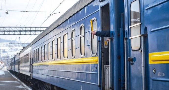 Задля безпеки пасажирів Укрзалізниця змінила маршрут потяга "Лисичанськ – Ужгород"